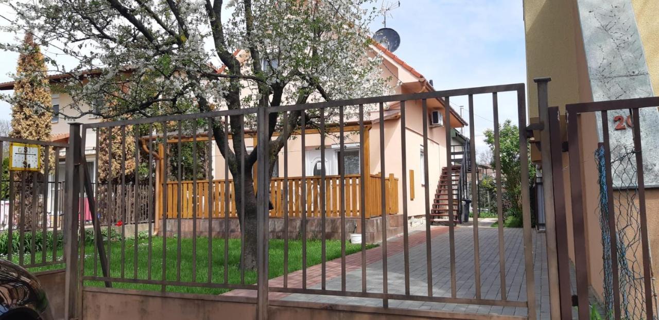 Rozsa Apartment Hajdúszoboszló Eksteriør bilde